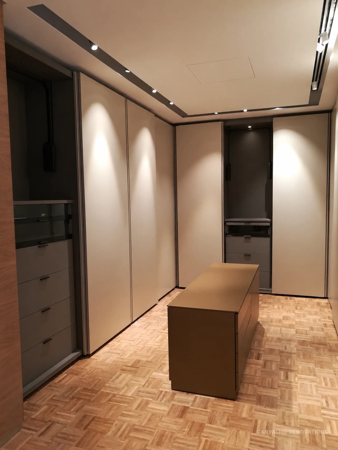 Molteni&Co Walk-In Wardrobe Installation – Dubai